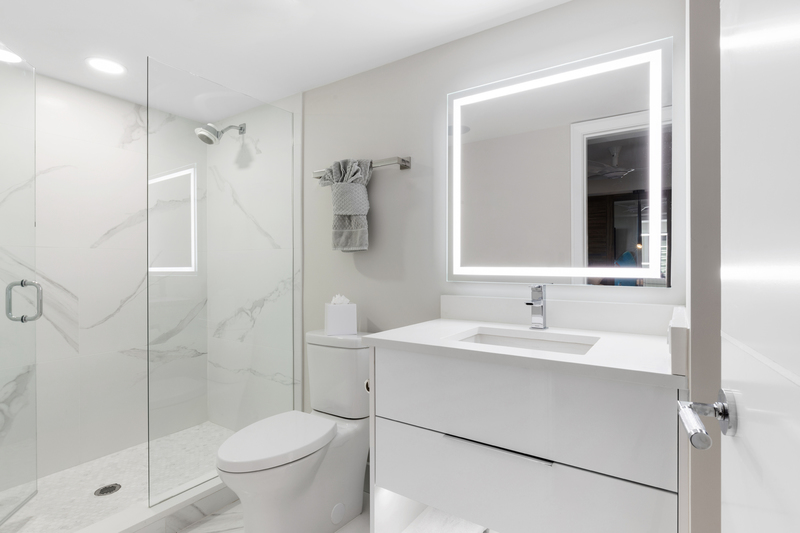 Modern and simple guest bath